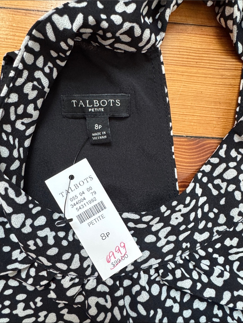 Talbots blouse - Picture 2 of 4